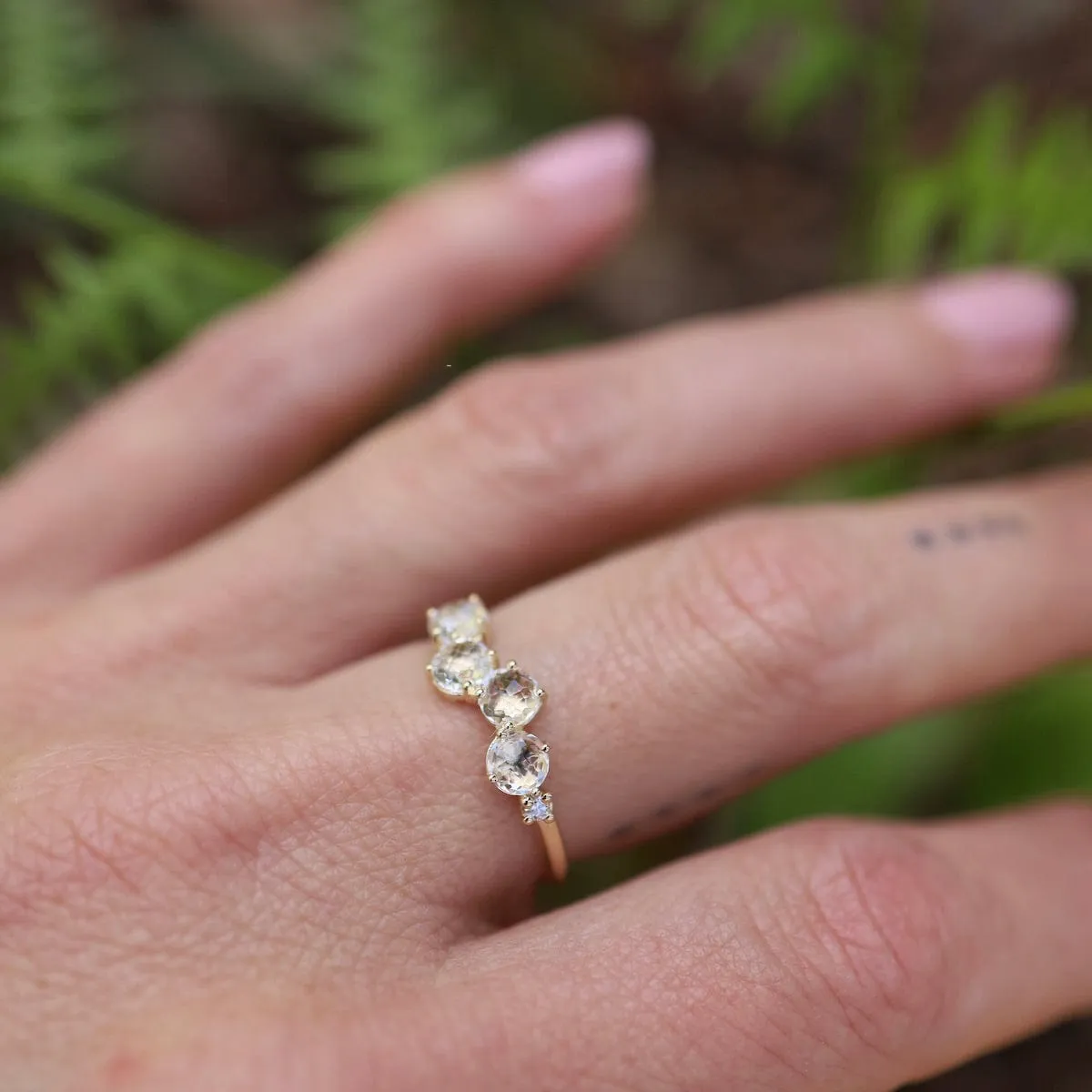 14k Yellow Gold 4mm Round White Topaz Ring