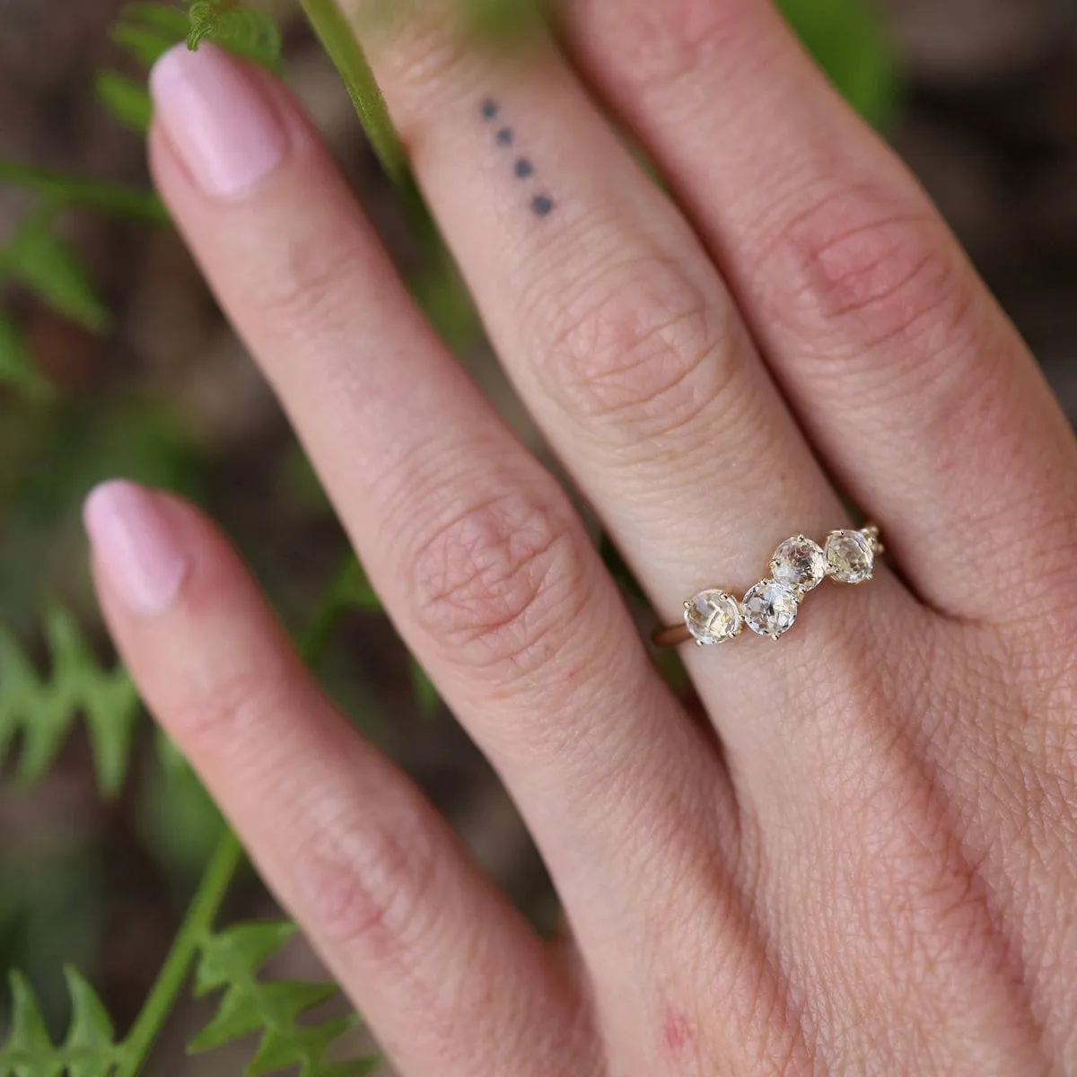 14k Yellow Gold 4mm Round White Topaz Ring