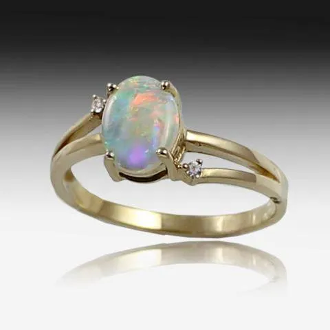 14KT YELLOW GOLD OPAL AND DIAMOND RING