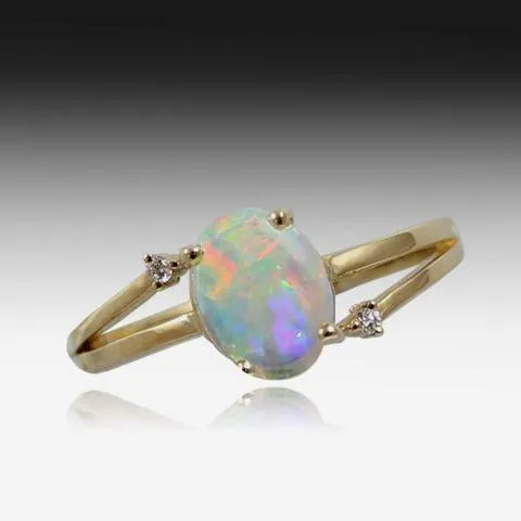 14KT YELLOW GOLD OPAL AND DIAMOND RING