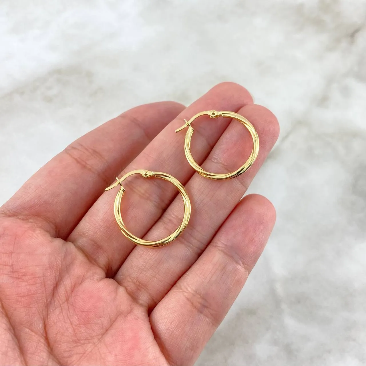 18K Yellow Gold Sami Braided Dotted Hoop Earrings 1.45gr / 1.06in