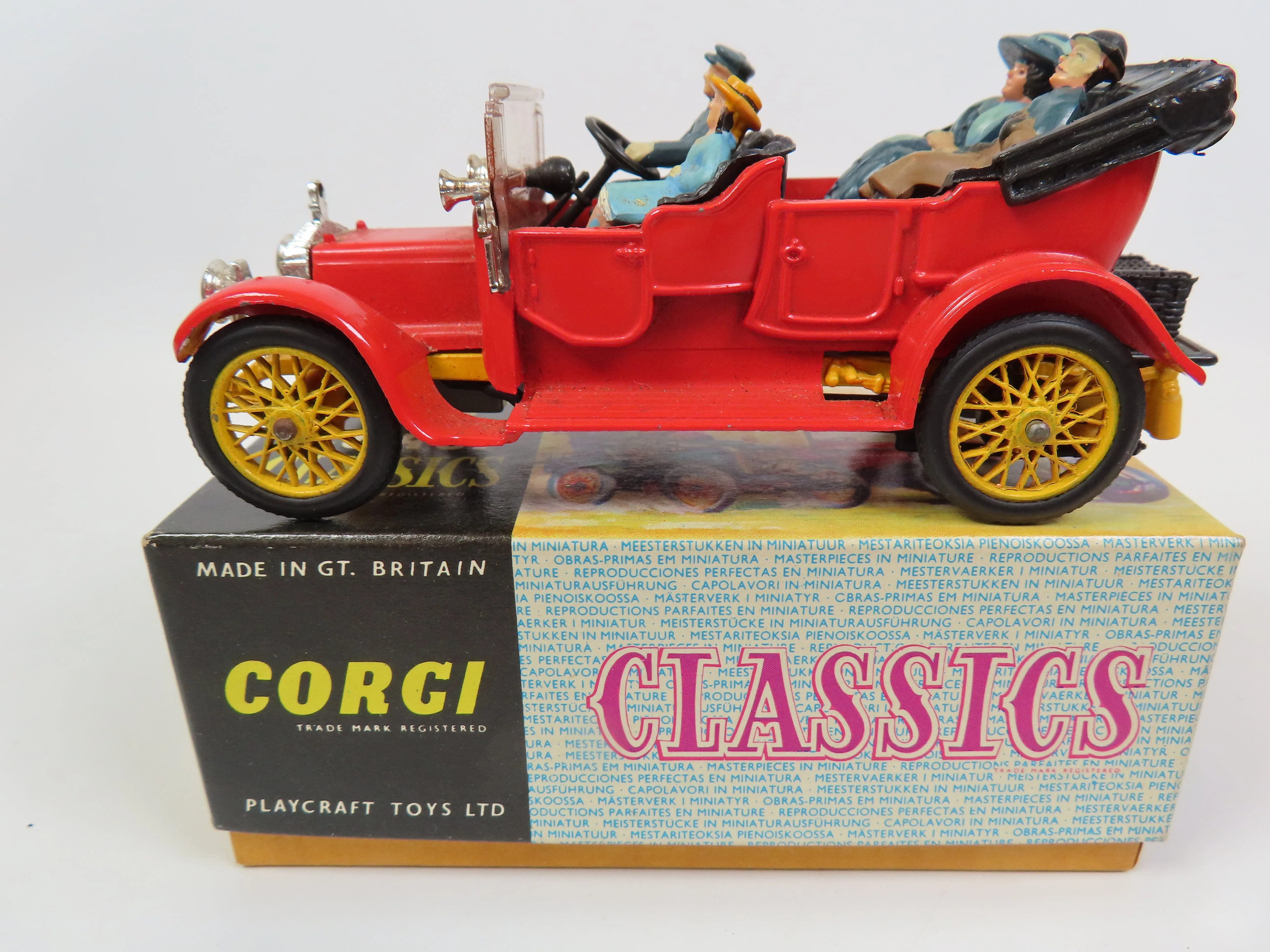 Corgi Classics 9021  - 1910 Daimler - Red - 99% Mint boxed.