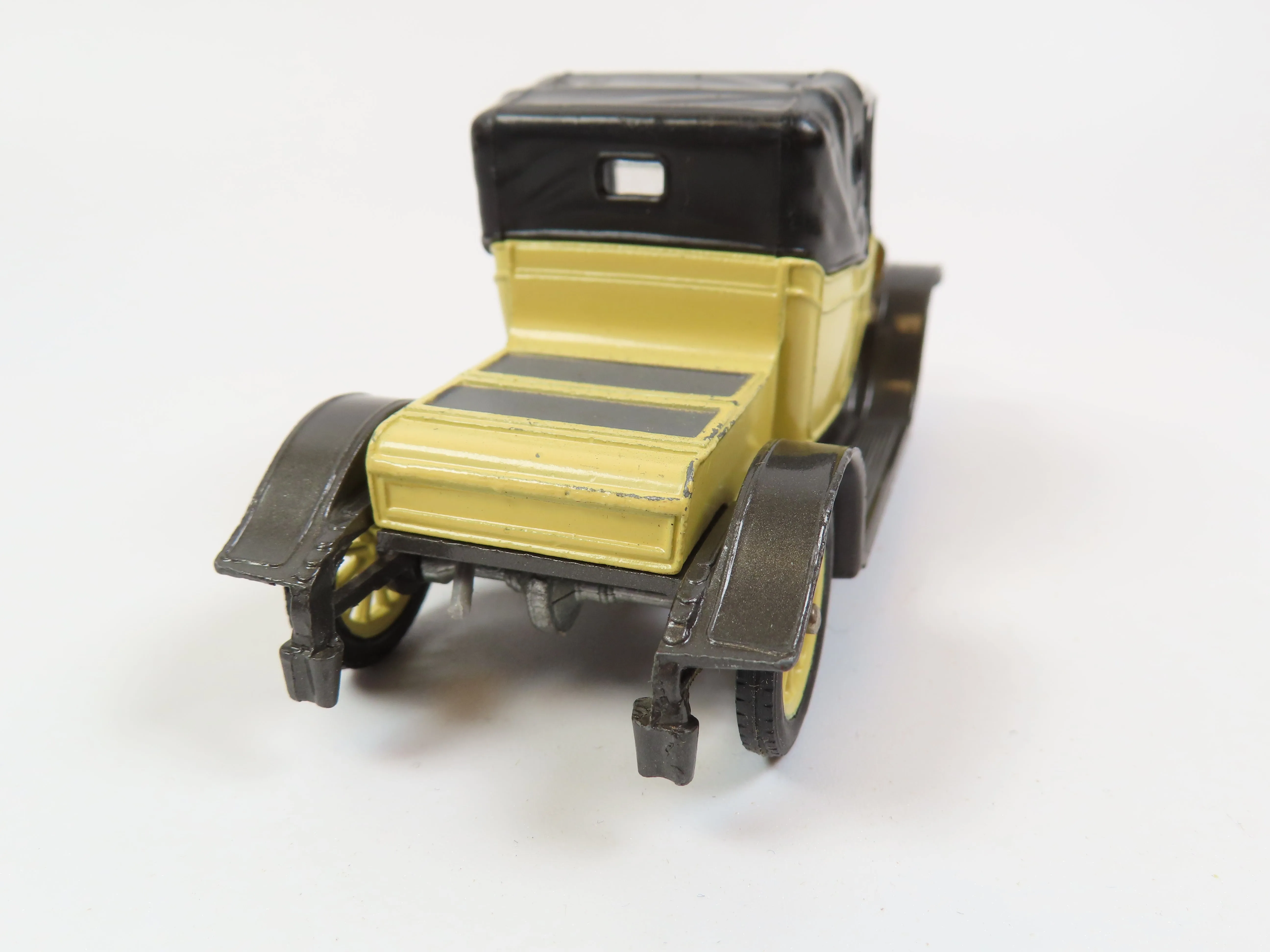 Corgi Classics 9031 1910 Renault 12/16- Yellow, Very Near Mint!