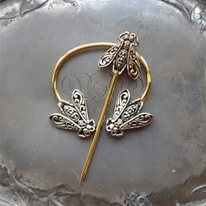 Filigree Honeybee Penannular Brooch
