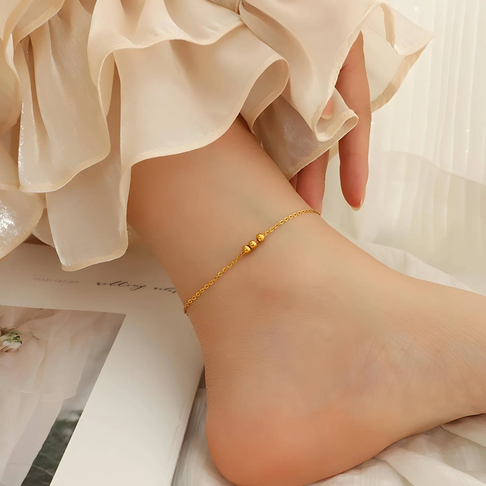 Floating gold ball anklet – Tarnish Proof Jewellery