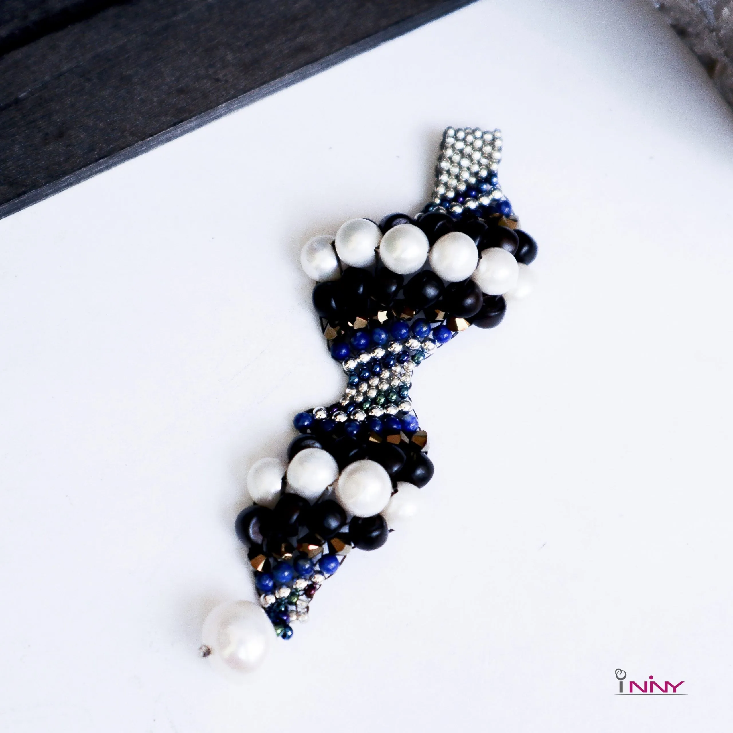 Fresh Water Pearl Piyote Twist