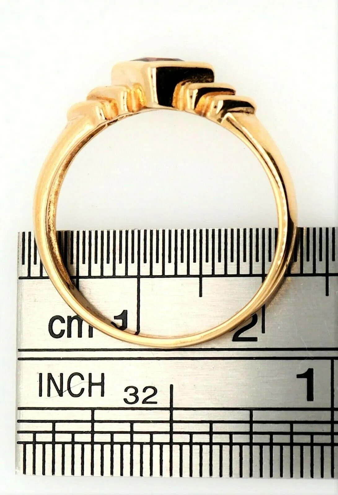 Garnet & 9ct Yellow Gold Ring Single Stone Fine Jewellery Band Size O 1/2