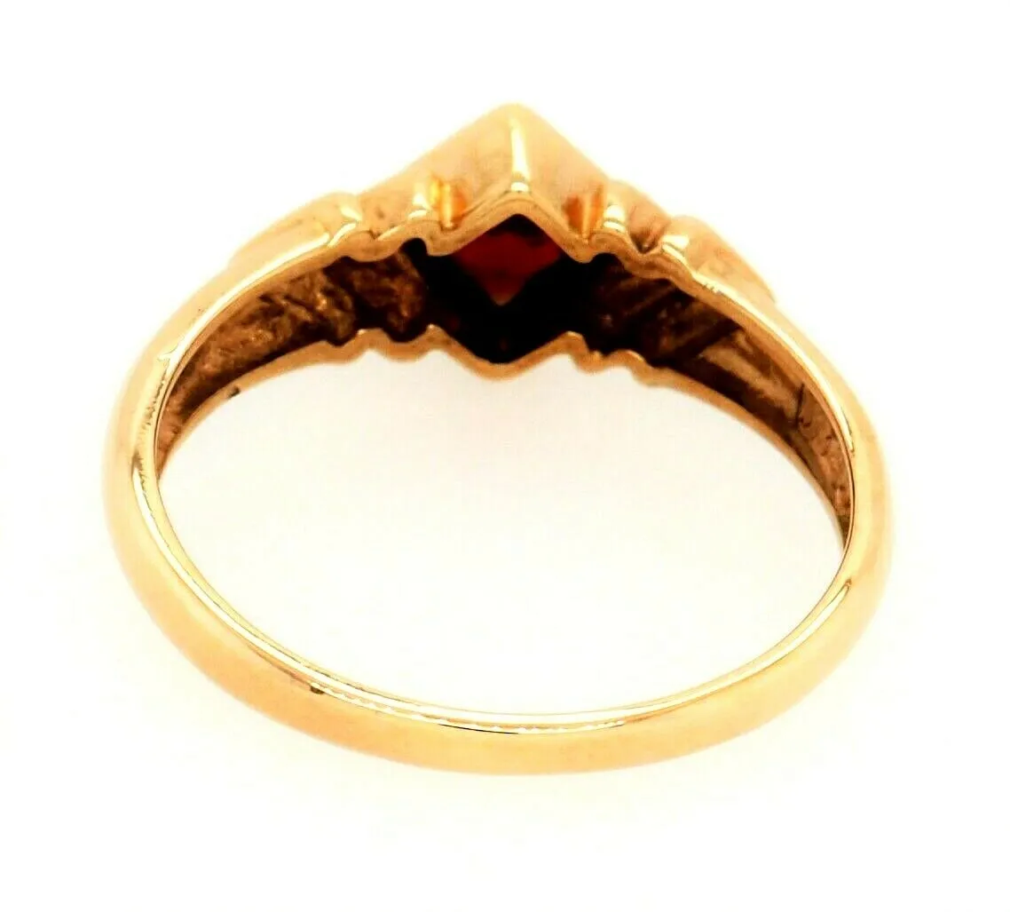 Garnet & 9ct Yellow Gold Ring Single Stone Fine Jewellery Band Size O 1/2
