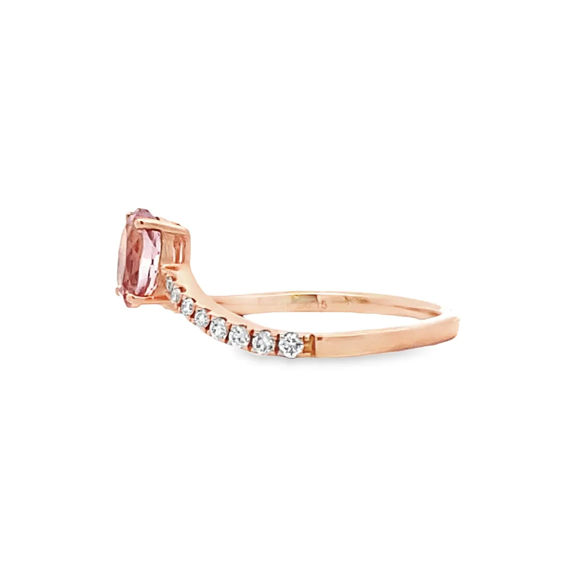 Garnet Oval Shaped & Diamond Ring 14 Karat Rosé Gold Parle