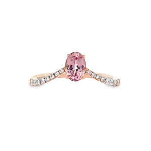 Garnet Oval Shaped & Diamond Ring 14 Karat Rosé Gold Parle
