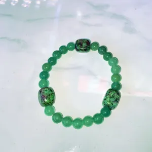 Green Aventurine gemsotne with Ruby Zoisite Stretch Bracelet
