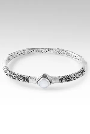 Harmony Bangle™ in White Mother of Pearl