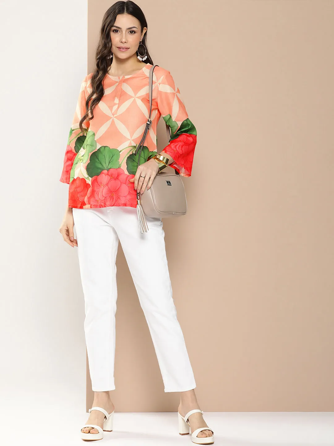 Jashvi Coral Flowal Prined Straight Top