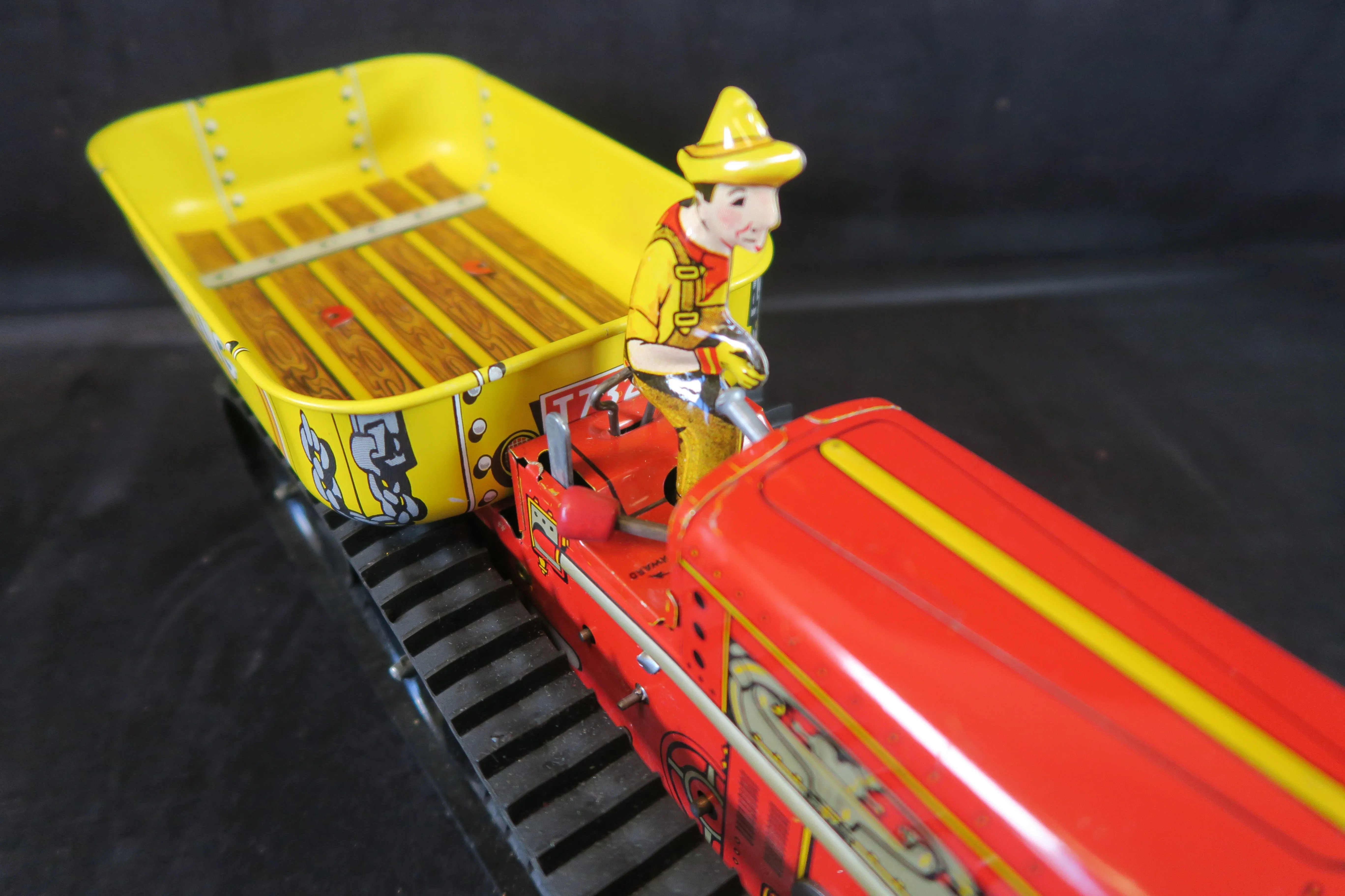 MARX CO. TOYS TINPLATE GIANT REVERSING TRACTOR TRUCK, VERY NEAR MINT/BOXED!