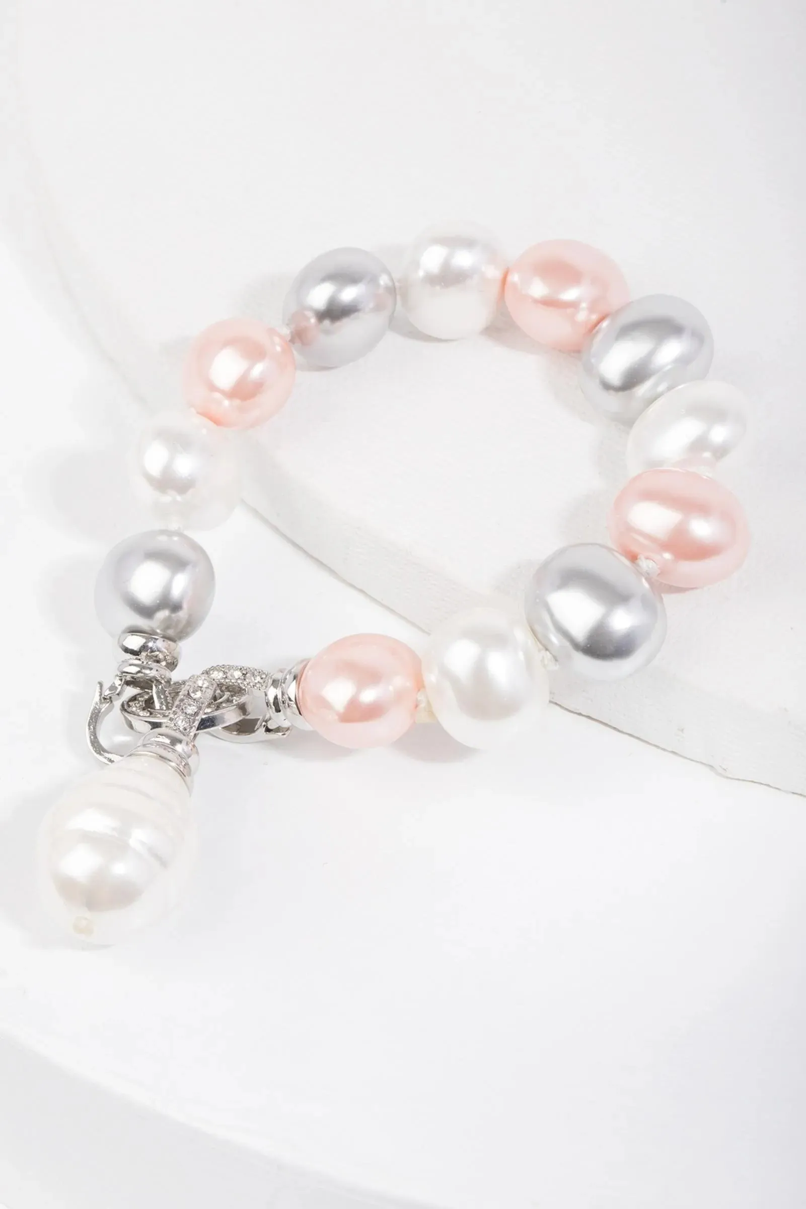 Neapolitan Pearl Bracelet
