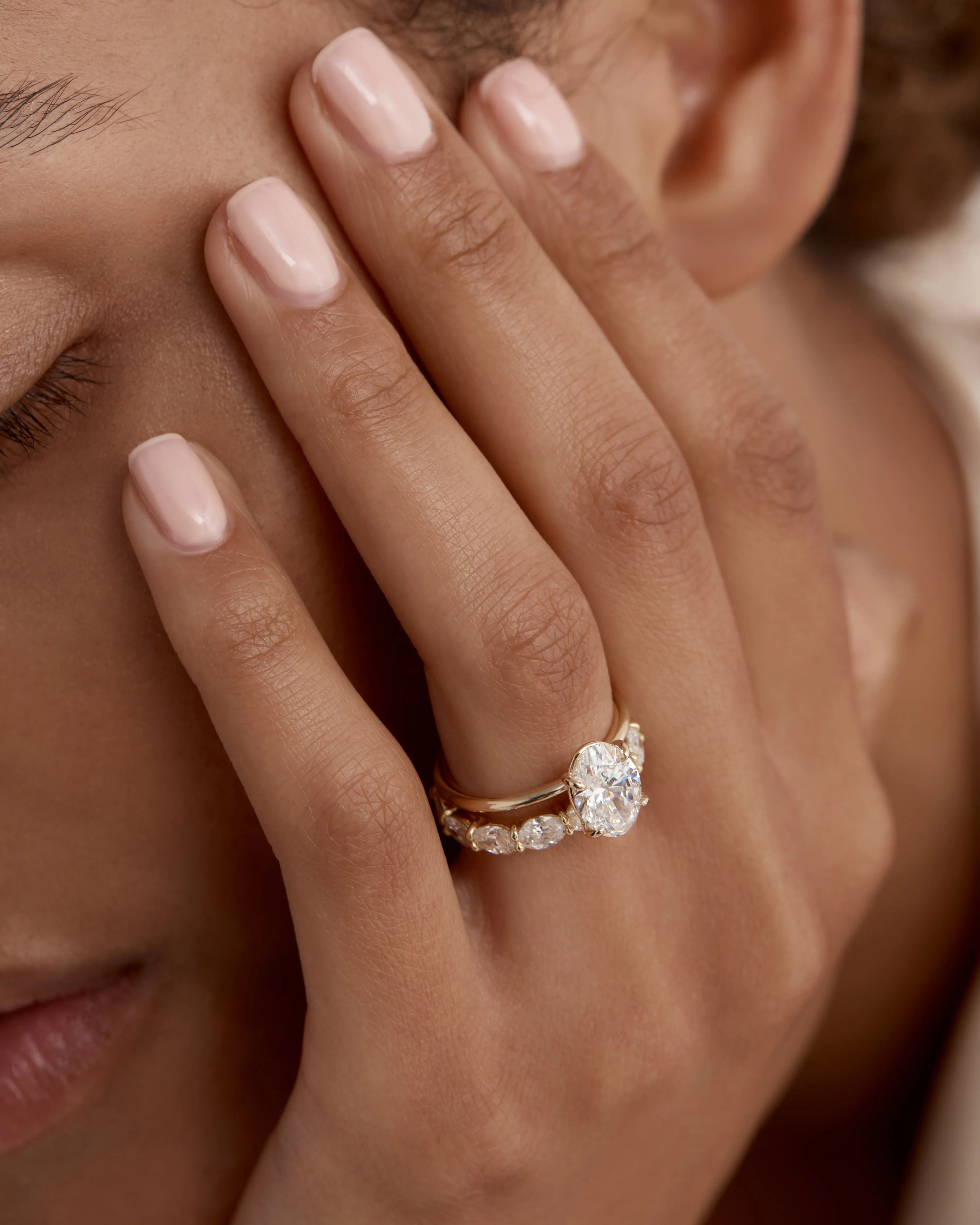 Oval Engagement Ring