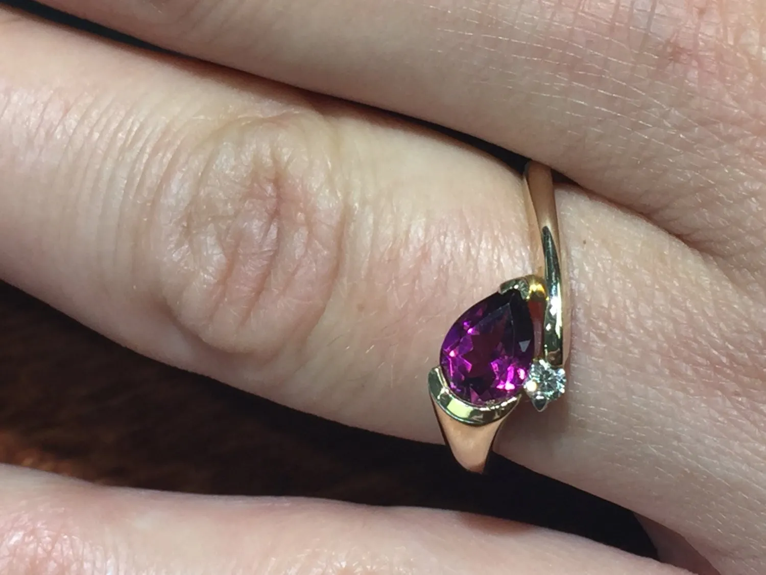 Rhodolite Garnet And Diamond 14 K Yellow Gold Ring