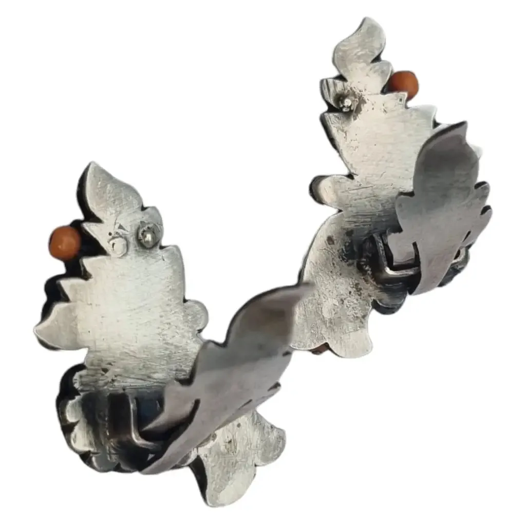 Silver art deco earrings for women, flower earrings.