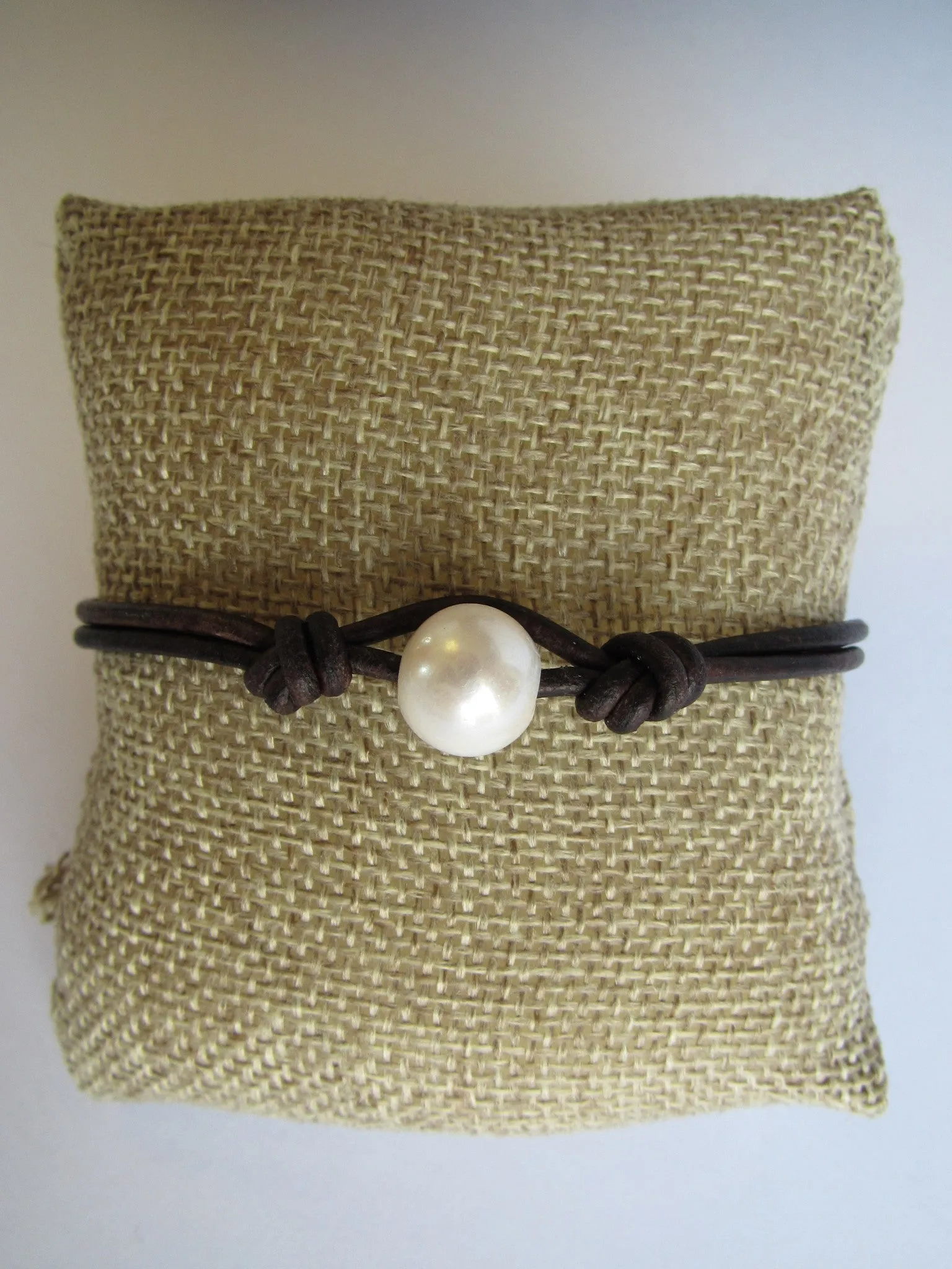 Single Freshwater Pearl Bracelet