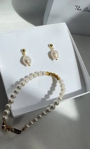 Suzanne Ruby - Pearl Gold Bracelet Earring Set