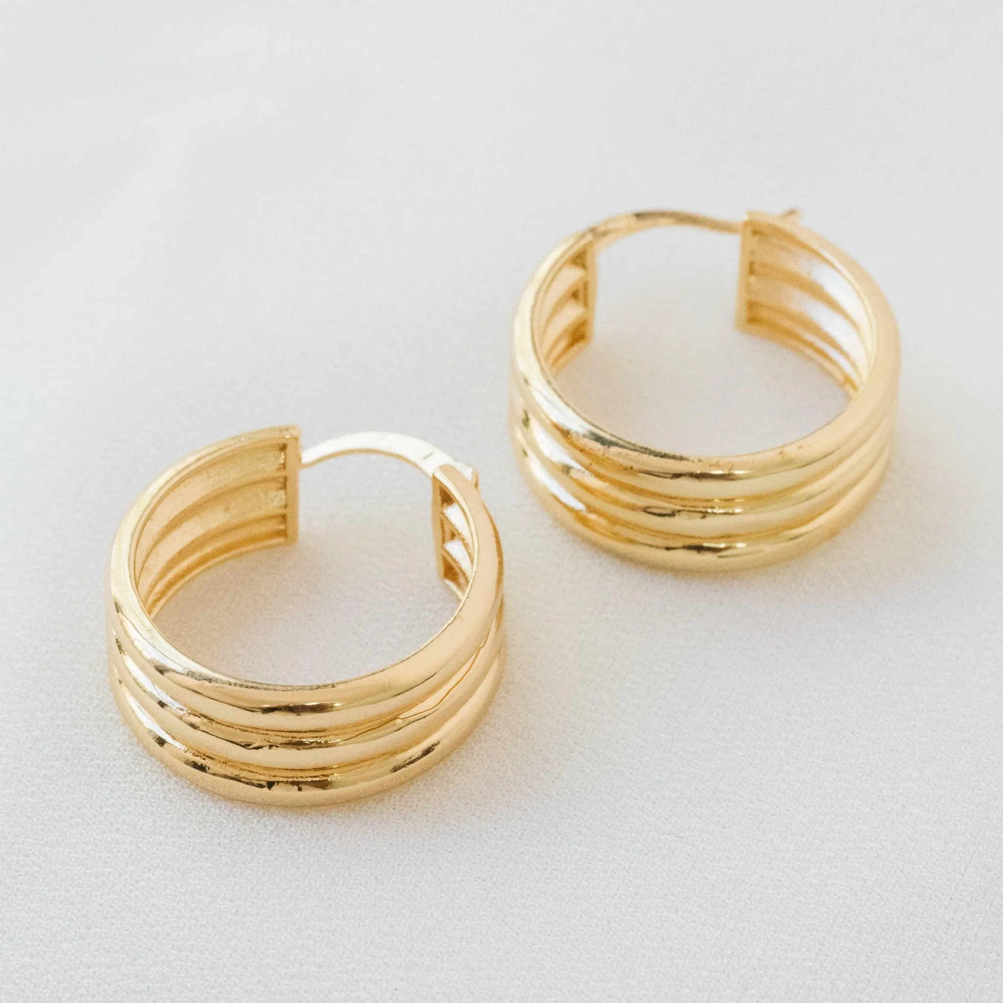 Tessa Hoop Earrings - Gold