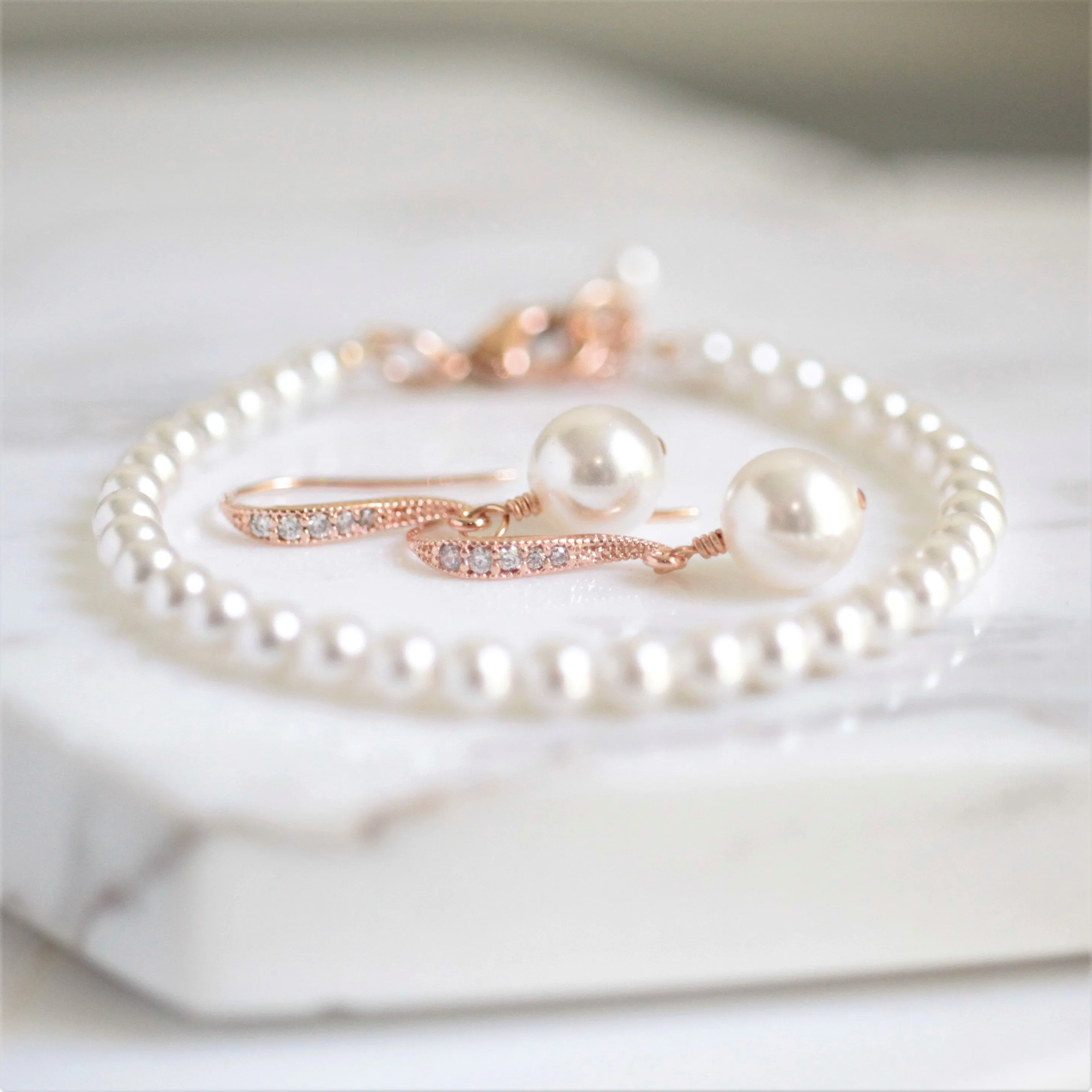 White Pearl Earring & Bracelet Set