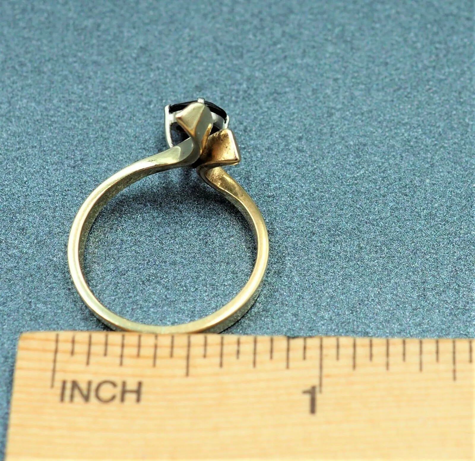 Womens Ring 9ct White & Yellow Gold Garnet Gemstone Fine Engagement Jewellery